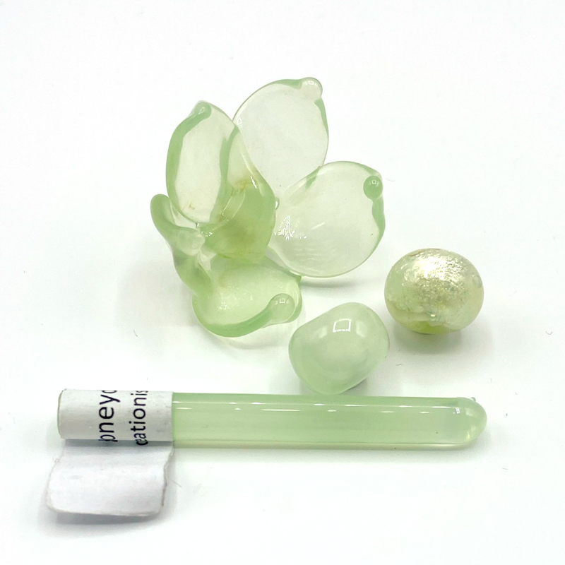 2 Large Honeydew Green Glass Flower Beads, Large Chunky Flower Artisan –  LylaSupplies